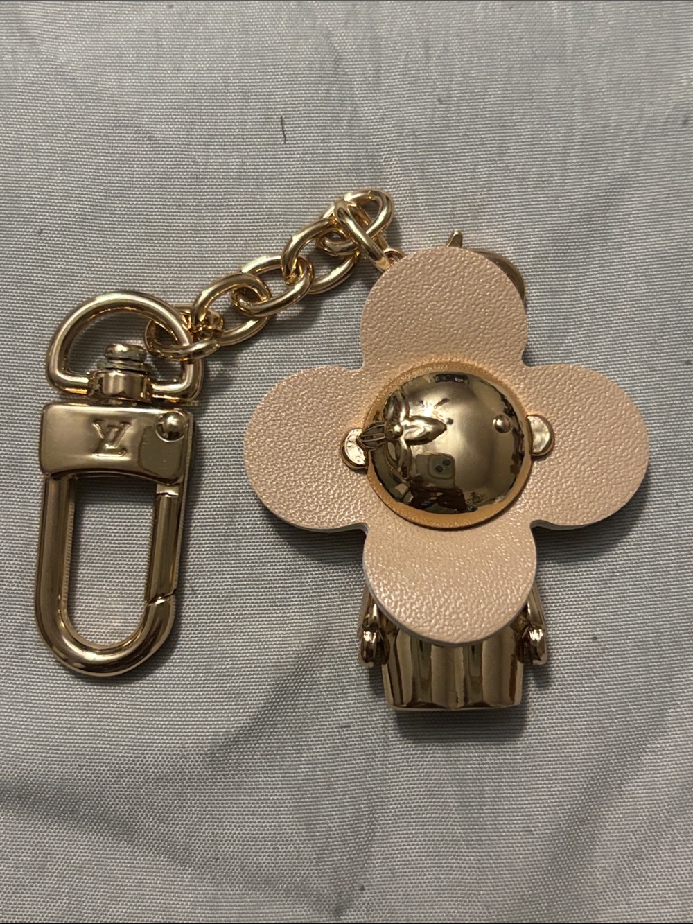Louis Vuitton Beige Leather Flower Key Charm